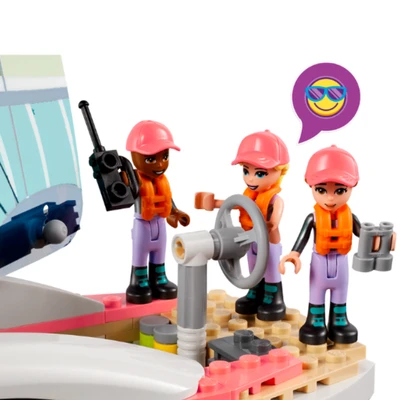 Gambar LEGO Friends Stephanie Sailing Adventure 41716