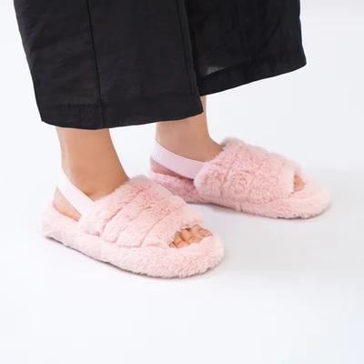 Gambar Ataru Ukuran 36/37 Sandal Wanita Fur  - Pink