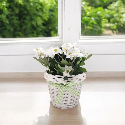 Gambar Arthome Bunga Artifisial Daisy Dengan Pot Rotan 16.5x16.5x17.8 cm - Putih
