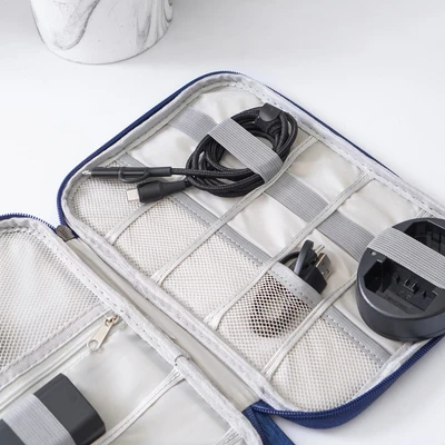 Gambar Passport Ukuran L Tas Organizer Perangkat Digital - Biru Navy