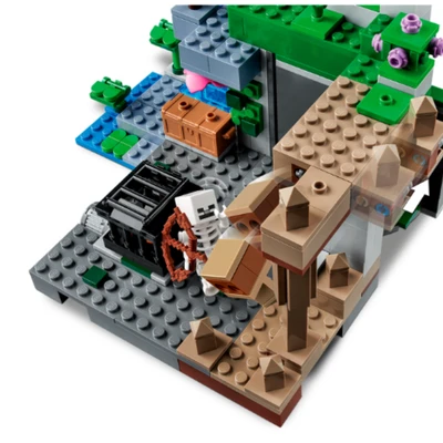 Gambar LEGO Minecraft The Skeleton Dungeon Set 364 Pcs 21189 - Mix