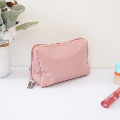 Gambar Ataru Ukuran M Pouch Kosmetik Dengan Kompartemen - Pink