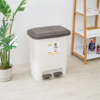 Gambar Krisbow Tempat Sampah Pedal Plastik Double 45 Liter - Krem Beige