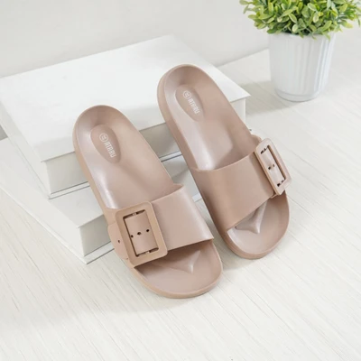 Gambar Ataru Ukuran 43 Sandal Wanita Big Buckle - Cokelat