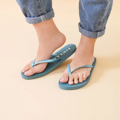 Gambar Ataru Ukuran 39 Sandal Jepit Wanita Hello Flip Flop - Biru