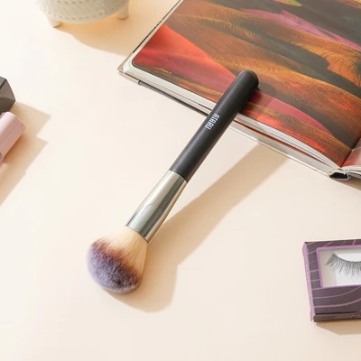 Gambar Ataru Kuas Make Up - Hitam