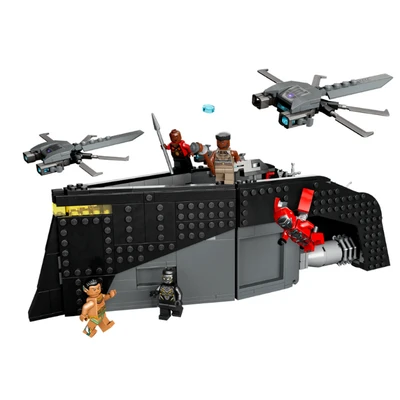 Gambar LEGO Marvel Black Panther War On The Water 76214