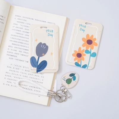 Gambar Ataru Holder Id Card Flower Charm Dengan Pu Strap Random