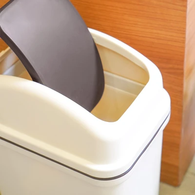 Gambar Selma Hobart Tempat Sampah Tutup Swing Plastik 6 Liter - Cokelat Coffee