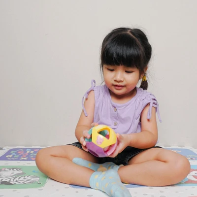 Gambar Peppa Pig Bola Rattle 17099