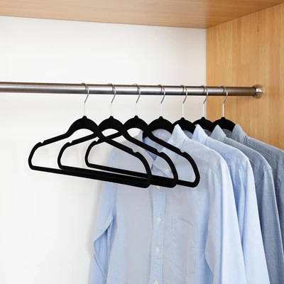 Gambar Informa Hanger Baju Velvet Slim Dengan Notch 41.5 cm Set 30 pcs - Hitam