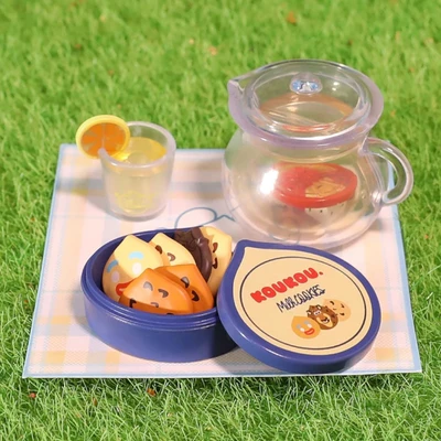 Gambar Pop Mart Minifigure Koukou Afternoon Tea Prop Random