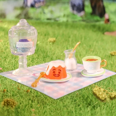 Gambar Pop Mart Minifigure Koukou Afternoon Tea Prop Random