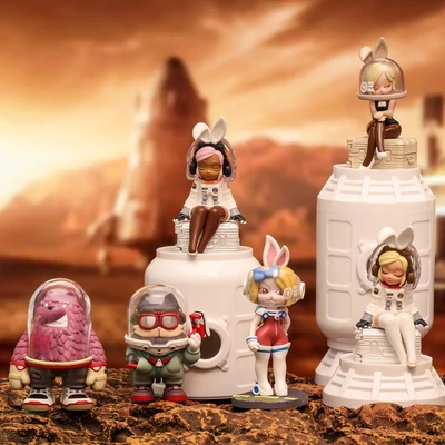 Gambar Pop Mart Minifigure Coolabo Space Hood Random