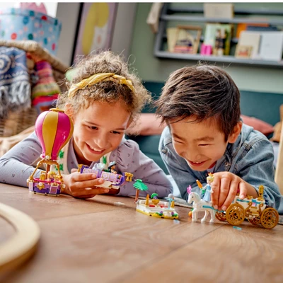 Gambar LEGO Set Disney Princess Enchanted Journey 43216