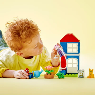 Gambar LEGO Duplo Spiderman House 10995