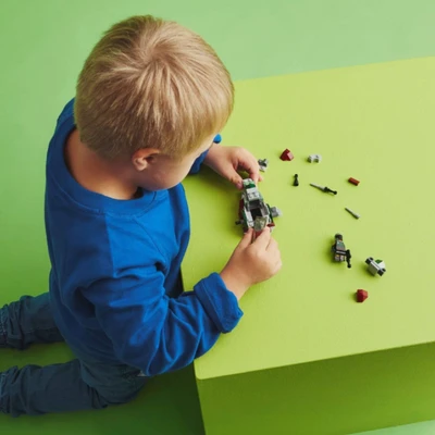 Gambar LEGO Star Wars Boba Fett Starship Microfighter 75344