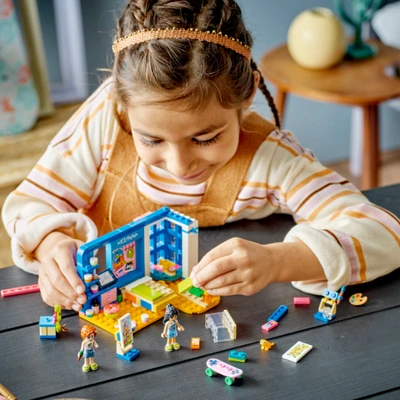 Gambar LEGO Friends Liann Room 41739