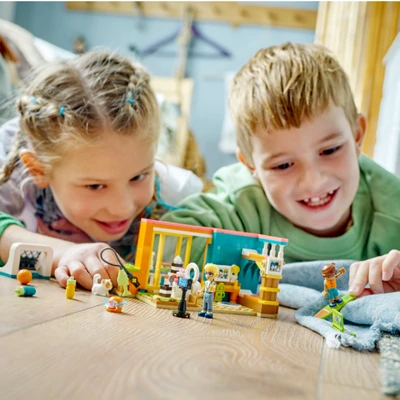 Gambar LEGO Friends Leo Room 41754