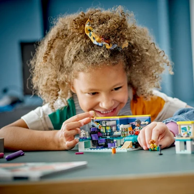 Gambar LEGO Friends Novas Room 41755