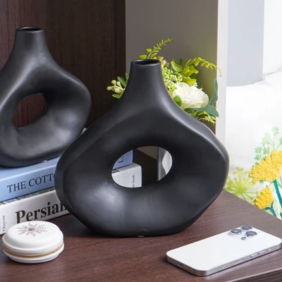 Gambar Informa Kobe Vas Bunga Keramik 23.5x8.5x22.7 cm - Hitam
