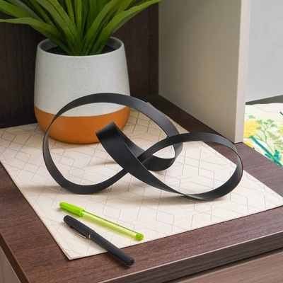 Gambar Informa Patung Miniatur Abstrak Line 14 cm - Hitam