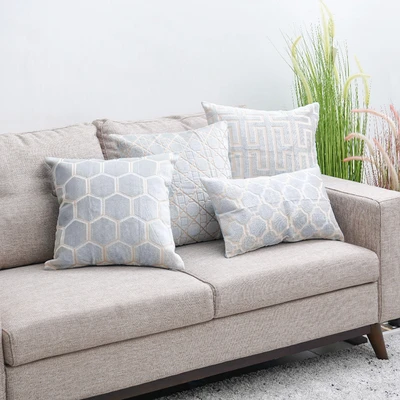 Gambar Informa Classic Sarung Bantal Sofa Polyester Jacquard V3 43x43 cm - Biru Muda