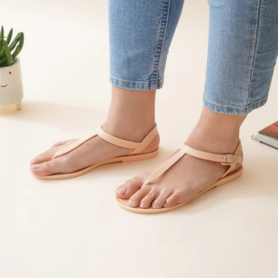 Gambar Ataru Ukuran 37 Sandal Wanita T Strap Jelly - Krem Nude