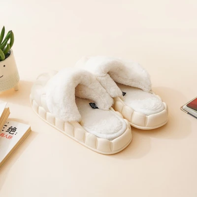 Gambar Ataru Ukuran 36/37 Sandal Rumah Igloo - Putih