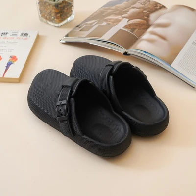 Gambar Ataru Ukuran 38/39 Sandal Clogs - Hitam