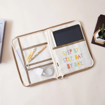 Gambar Ataru Tablet Organizer Canvas Print 1