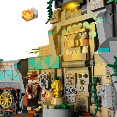 Gambar LEGO Indiana Jones Temple Of The Golden Idol 77015