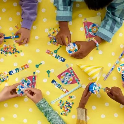 Gambar LEGO Dots Ultimate Party Kit