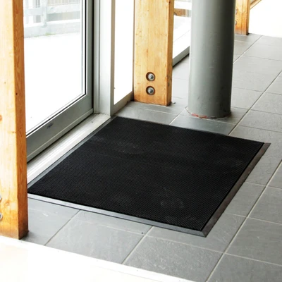 Gambar Krisbow Keset Outdoor Rubber 45x76 cm - Hitam