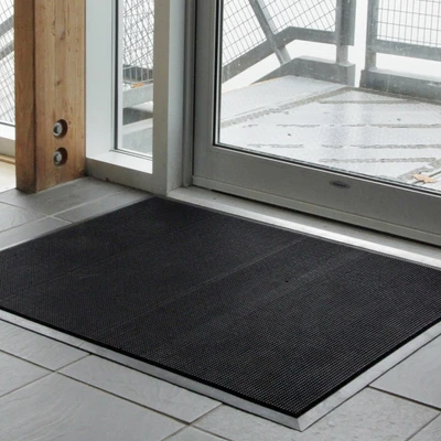 Gambar Krisbow Keset Outdoor Rubber 45x76 cm - Hitam