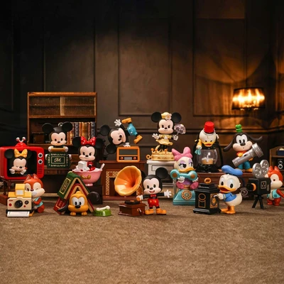 Gambar Pop Mart Minifigure Mickey & Friends The Ancient Times Random