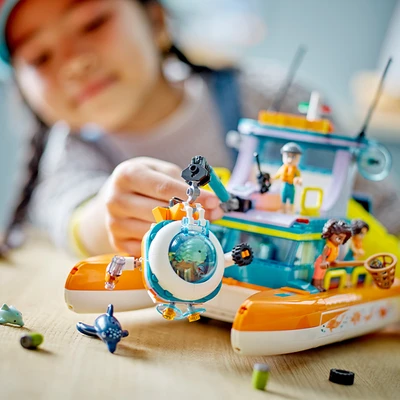 Gambar LEGO Set Friends Sea Rescue Boat 41734