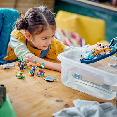 Gambar LEGO Set City Explorer Diving Boat 60377