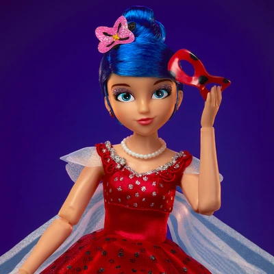 Gambar Miraculous Ladybug Movie Boneka Marinette Grand Ball 50155