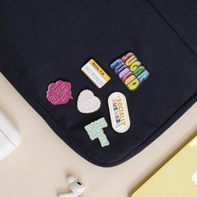 Gambar Ataru Pin Enamel Sugar Fueled