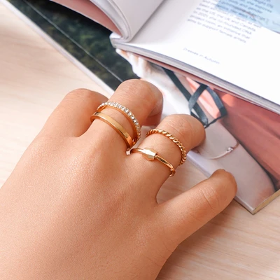 Gambar Ataru Cincin Wanita Set 6 pcs - Putih/Gold