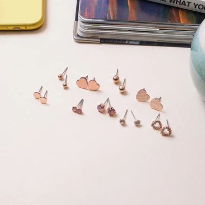 Gambar Ataru Set 18 Pcs Anting Heart - Gold