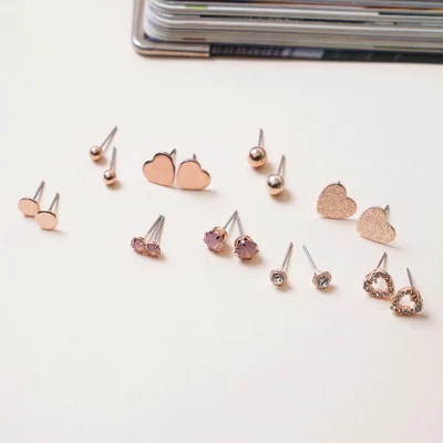 Gambar Ataru Set 18 Pcs Anting Heart - Gold