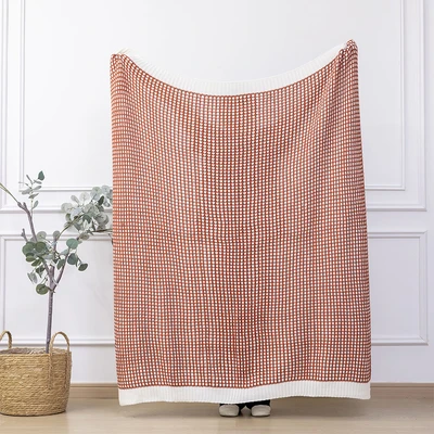 Gambar Informa 130x150 cm Selimut Throw Froya - Merah Bata