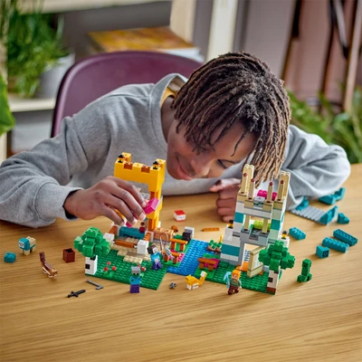Jual LEGO Minecraft The Crfting Box 4.0 21249 Terbaru | Ruparupa