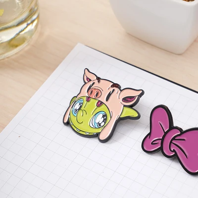 Gambar Ataru Pin Enamel Muklay Louie & Lexie Set 2 pcs