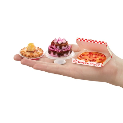 Gambar Miniverse Playset Mini Dinner Cafe S2 SK Random