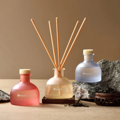 Gambar Breathe Clove And Peony Reed Diffuser 50 ml