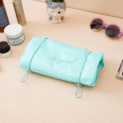 Gambar Ataru Pouch Kosmetik Rolled Random