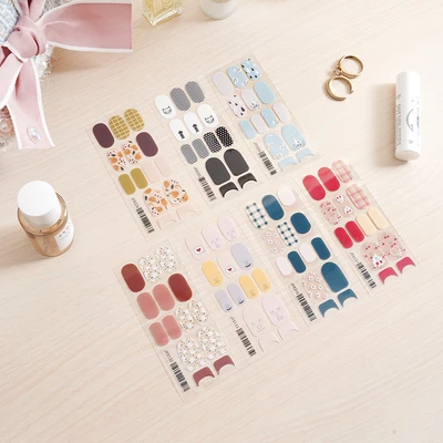 Gambar Ataru Sticker Kuku Set 14 pcs Random